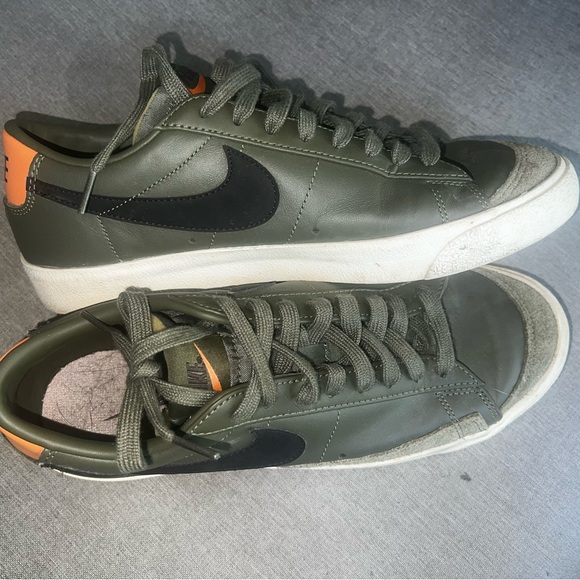 Men's Nike Blazer Low 77 - Picture 2 of 2